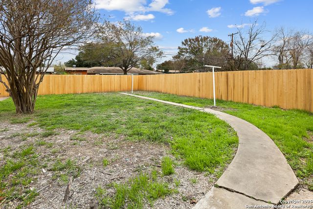 115 Harcourt, San Antonio, TX 78223
