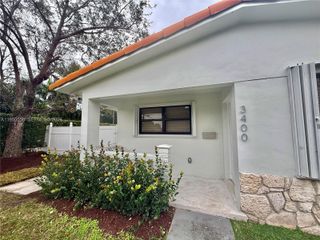 3400 SW 17th St 1, Miami, FL 33145