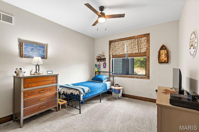 975 Foggy Court, Washington, MO 63090