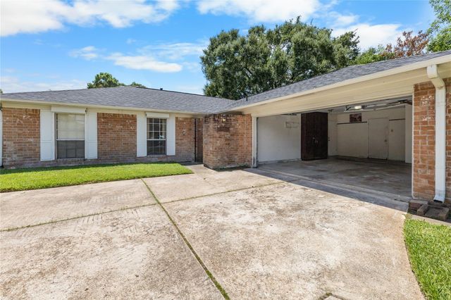 16410 Hickory Knoll Drive, Houston, TX 77059