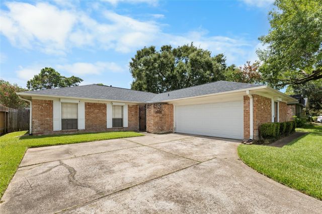 16410 Hickory Knoll Drive, Houston, TX 77059