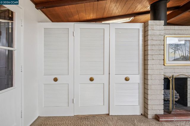 27621 Loyola Ave, Hayward, CA 94545