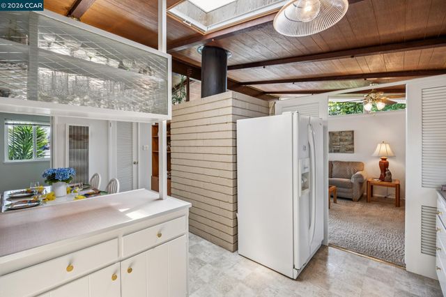 27621 Loyola Ave, Hayward, CA 94545