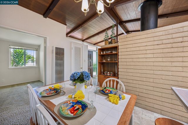 27621 Loyola Ave, Hayward, CA 94545
