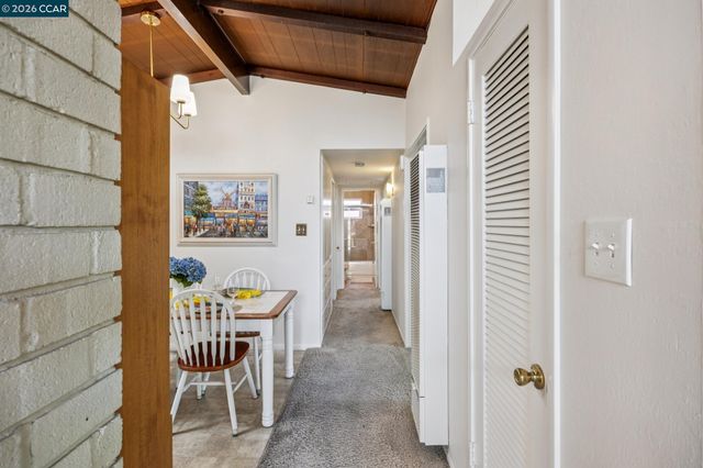 27621 Loyola Ave, Hayward, CA 94545
