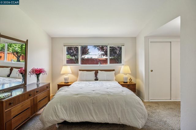 27621 Loyola Ave, Hayward, CA 94545