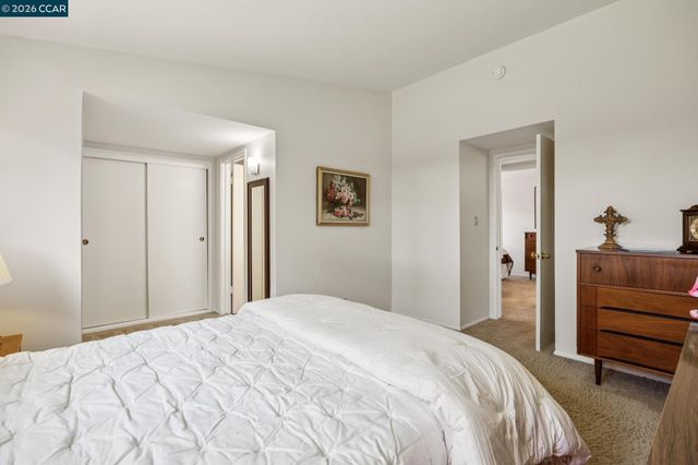 27621 Loyola Ave, Hayward, CA 94545