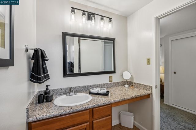 27621 Loyola Ave, Hayward, CA 94545