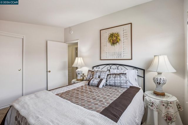 27621 Loyola Ave, Hayward, CA 94545