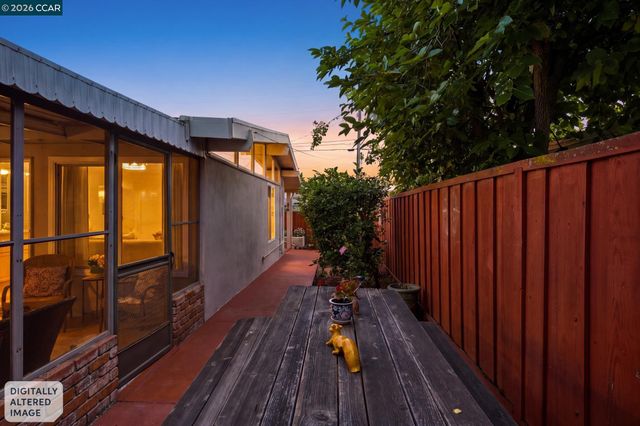27621 Loyola Ave, Hayward, CA 94545