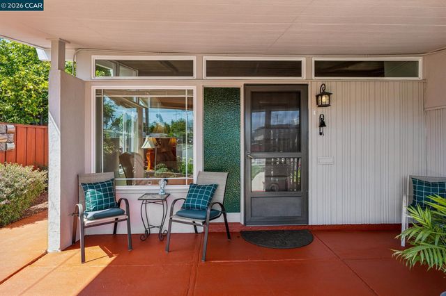 27621 Loyola Ave, Hayward, CA 94545