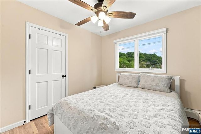 2 Crescent Road, Hopatcong, NJ 07843