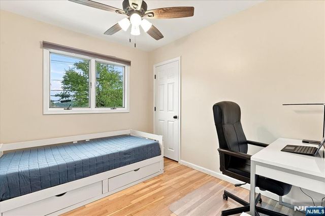 2 Crescent Road, Hopatcong, NJ 07843