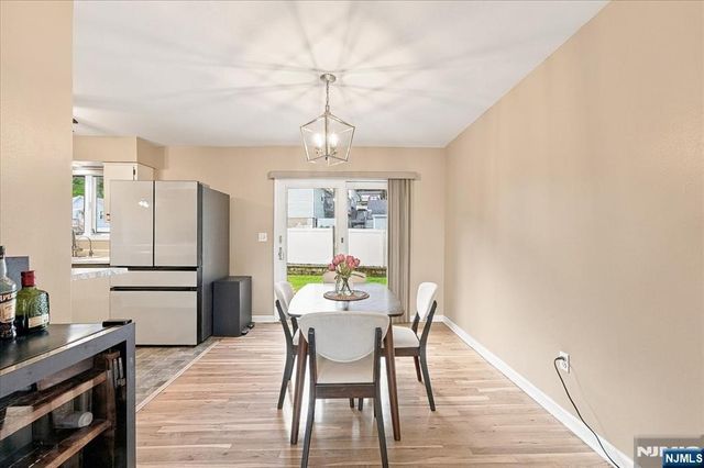 2 Crescent Road, Hopatcong, NJ 07843