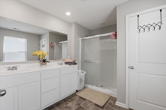 2018 Winterberry Trail, Wonder Lake, IL 60097
