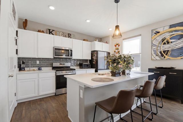 2018 Winterberry Trail, Wonder Lake, IL 60097