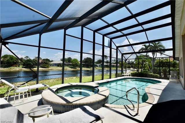 6444 Autumn Woods BLVD, Naples, FL 34109