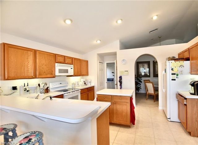 6444 Autumn Woods BLVD, Naples, FL 34109