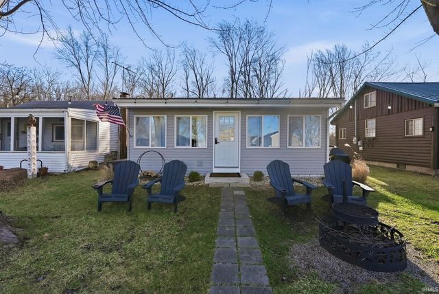 23 EMS B1E Lane, Leesburg, IN 46538