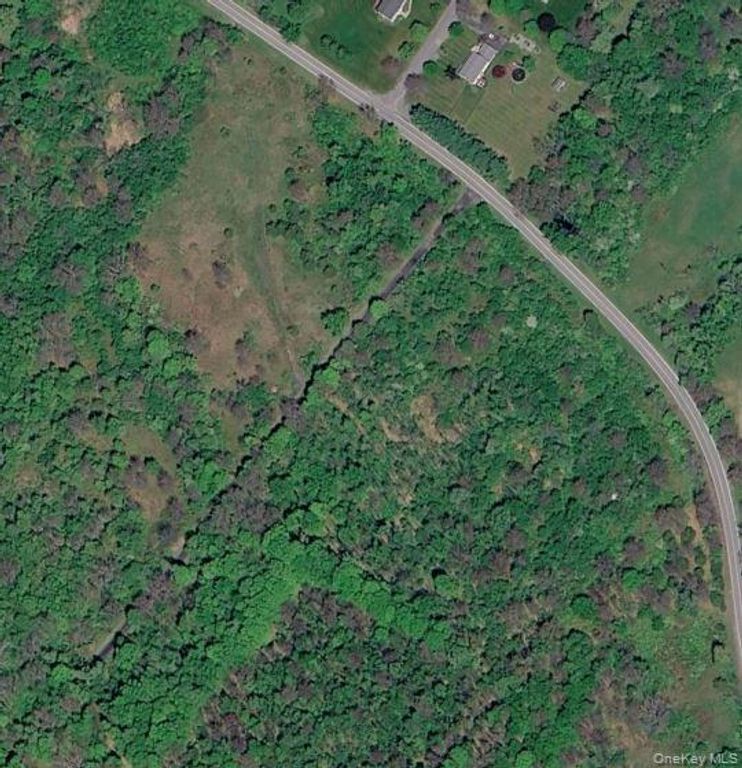 CR-51, Campbell Hall, NY 10916 — exterior