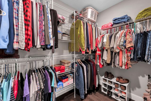 6060 S Brookside Lane, Battlefield, MO 65619