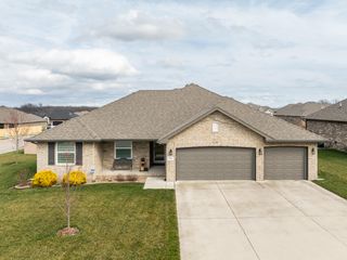 6060 S Brookside Lane, Battlefield, MO 65619