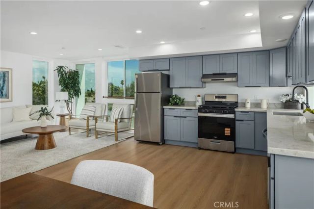 176 N Catalina Avenue 401, Pasadena, CA 91106