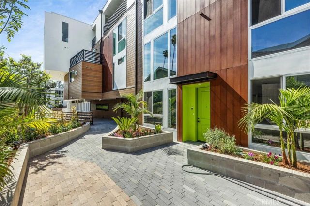 176 N Catalina Avenue 401, Pasadena, CA 91106