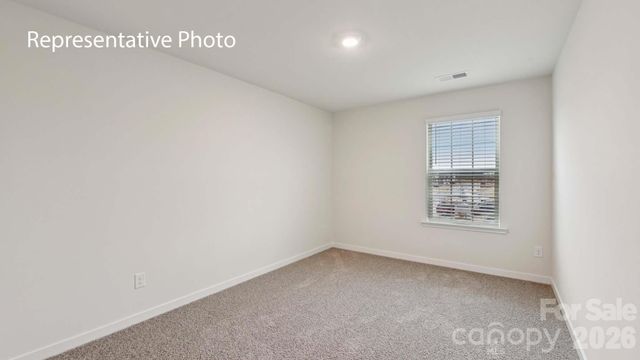 676 13th Avenue Drive NE, Hickory, NC 28601