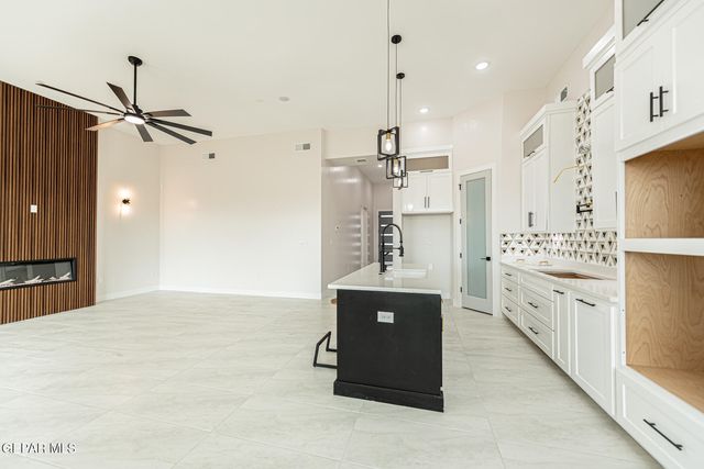 1353 Costanzo Place, El Paso, TX 79928