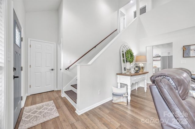 86 Sharon Valley Drive, Hickory, NC 28601
