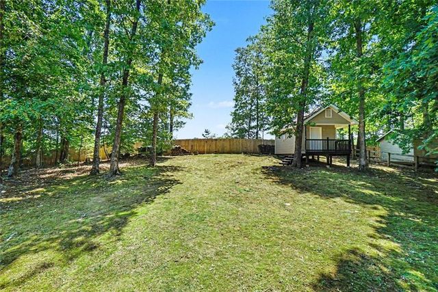 902 Cobblestone Trail, Canton, GA 30114