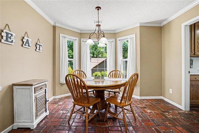 902 Cobblestone Trail, Canton, GA 30114
