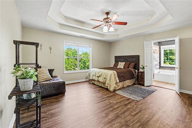 902 Cobblestone Trail, Canton, GA 30114