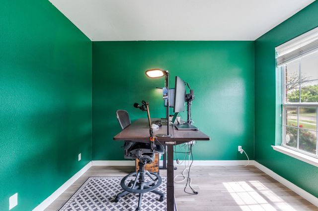 4020 Caldwell Avenue, The Colony, TX 75056