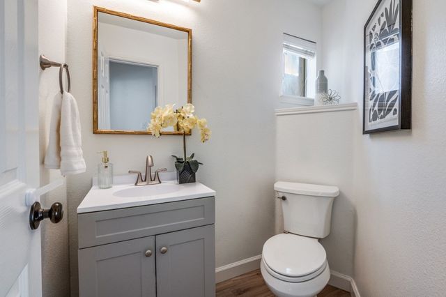 4020 Caldwell Avenue, The Colony, TX 75056