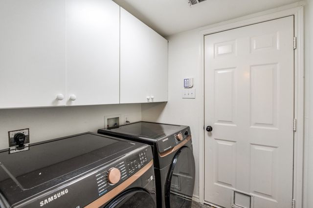 4020 Caldwell Avenue, The Colony, TX 75056