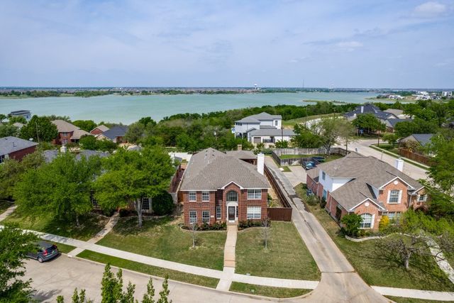 4020 Caldwell Avenue, The Colony, TX 75056