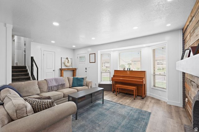 3972 S 750 W, Riverdale, UT 84405