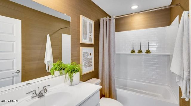 25013 N 174TH Lane, Surprise, AZ 85387