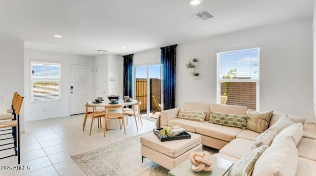 25013 N 174TH Lane, Surprise, AZ 85387