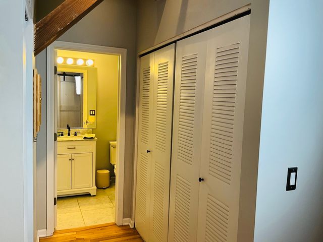 520 W Huron Street 208, Chicago, IL 60654