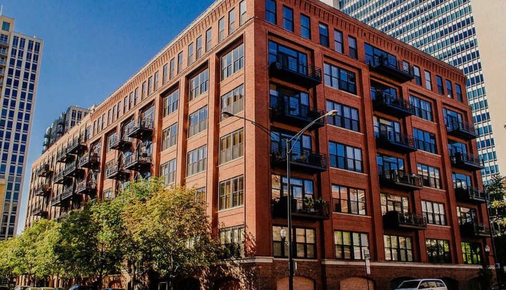 520 W Huron Street 208, Chicago, IL 60654