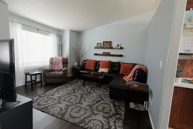 4241 17th Street S, Moorhead, MN 56560