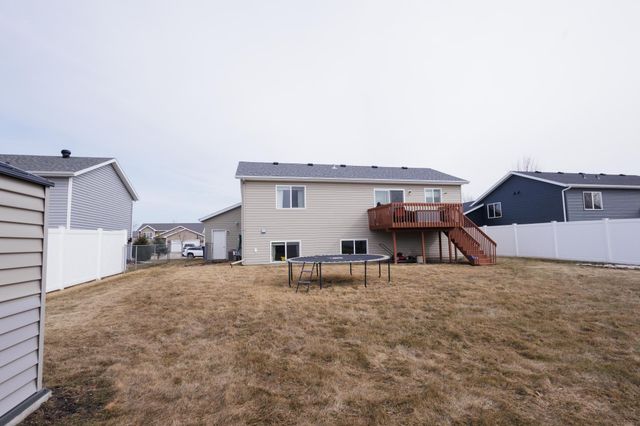 4241 17th Street S, Moorhead, MN 56560