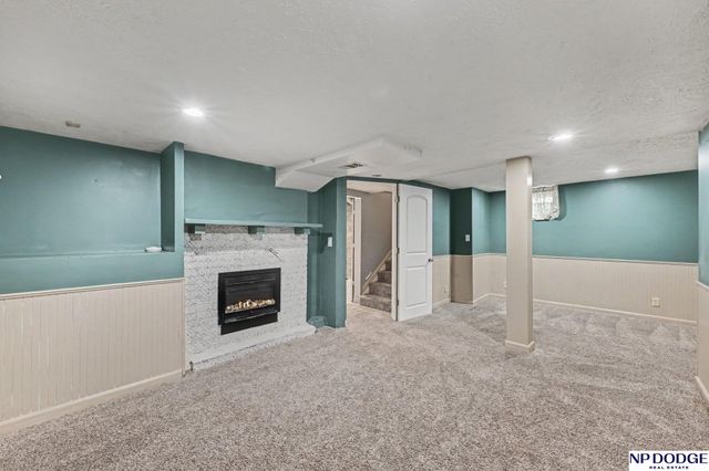 1917 N D Street, Fremont, NE 68025