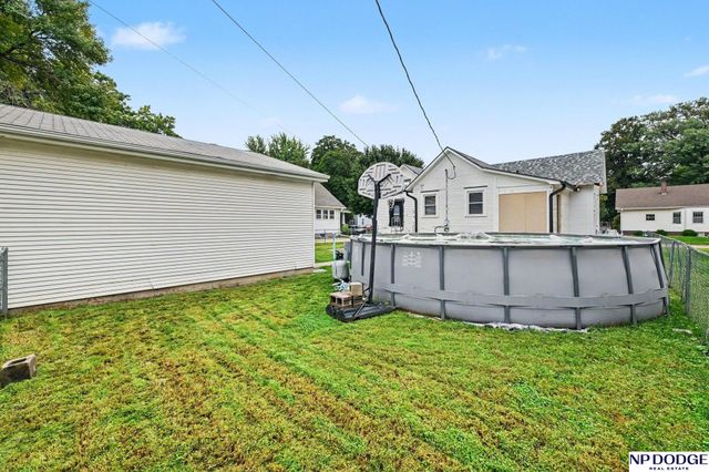 1917 N D Street, Fremont, NE 68025