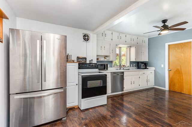 812 E Grove Street, Midland, MI 48640