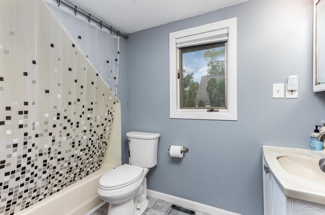 812 E Grove Street, Midland, MI 48640