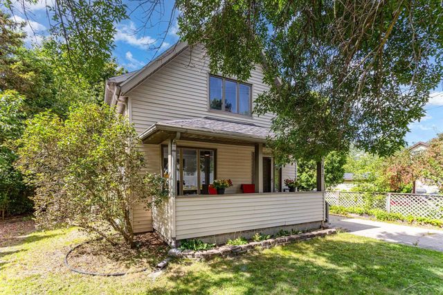 812 E Grove Street, Midland, MI 48640